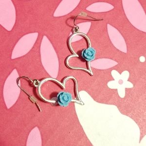SALE! Cute silver heart and blue rose earrings
